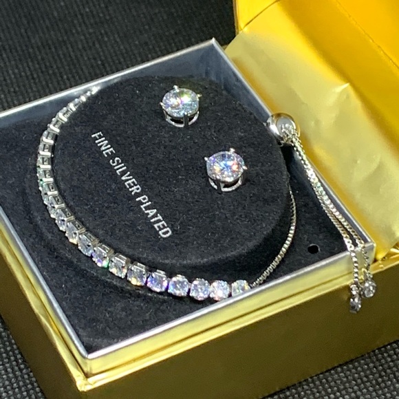 Fine Silver Bracelet and Stud Earrings ✨✨ - Picture 5 of 8